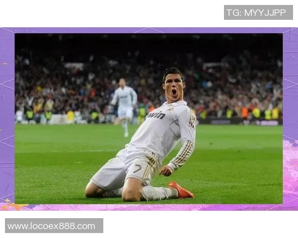 足球历史上最具传奇性的诡异下坠球星揭秘及其惊人进球瞬间